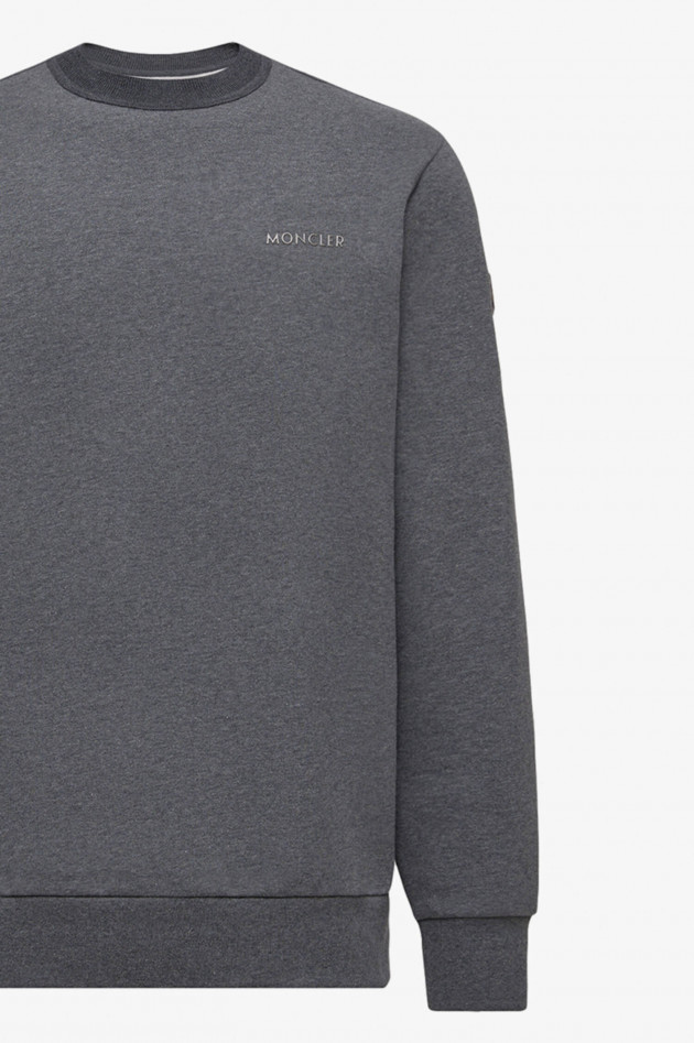 Moncler Sweater mit Logo-Aufnäher in Anthrazit
