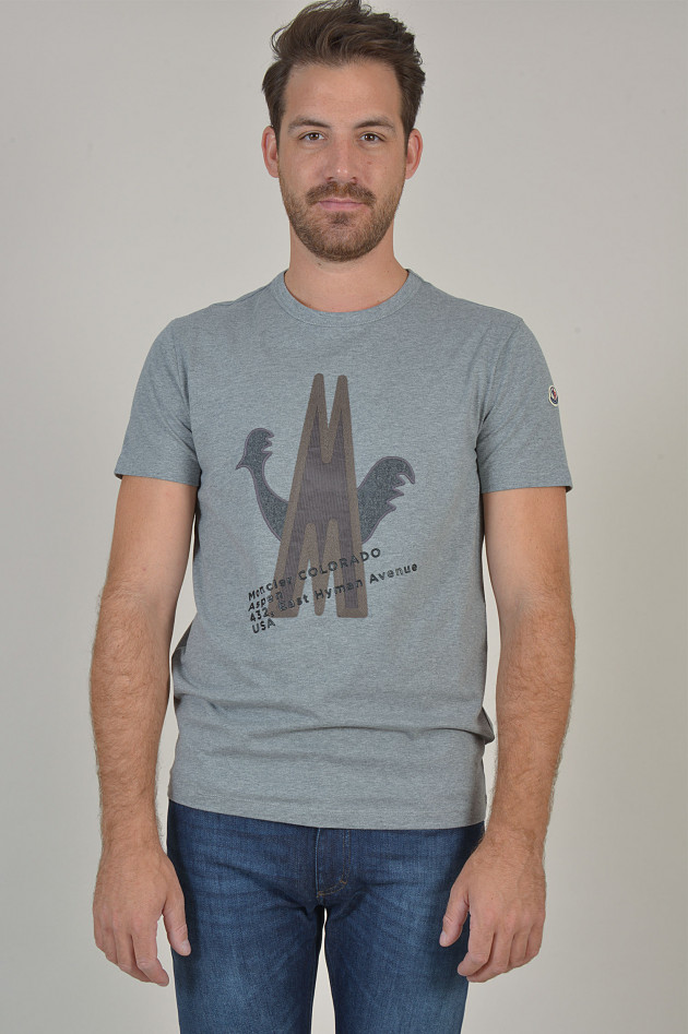 Moncler T-Shirt mit Logopatch in Grau
