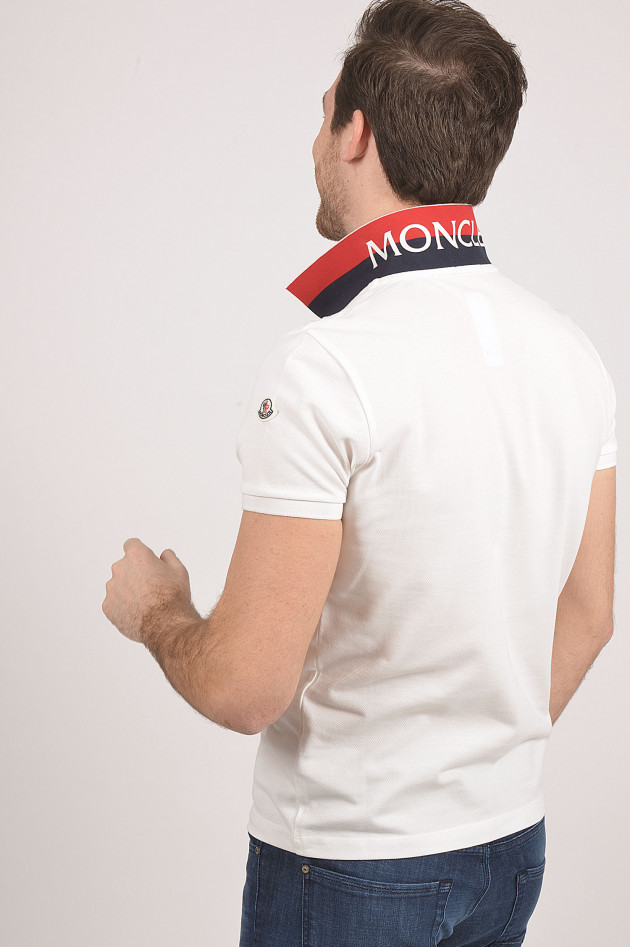 Moncler Poloshirt mit Schriftzug am Innenkragen in Weiß
