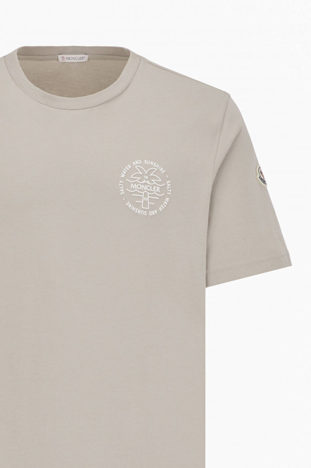 Moncler T-Shirt mit Print in Hellgrau
