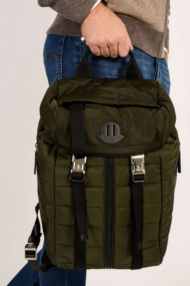 Moncler Rucksack in Oliv