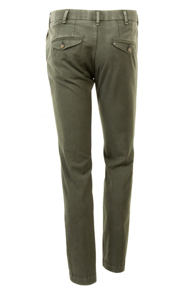 Myths Hose in Oliv