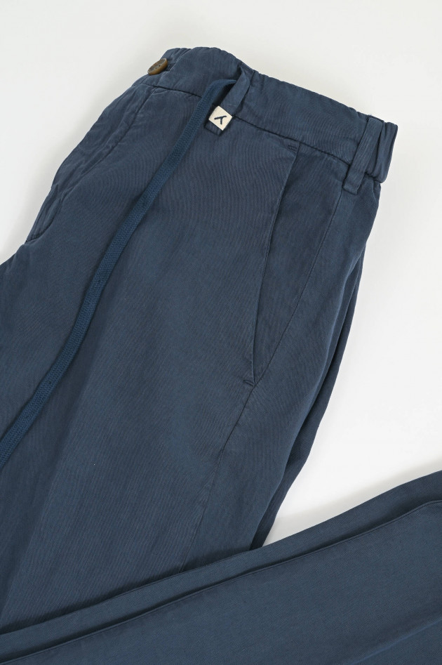 Myths Hose aus Lyocell-Leinen-Mix in Navy