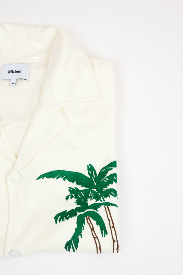 Nikben Overshirt mit gestickten Palmen in Weiß/Grün