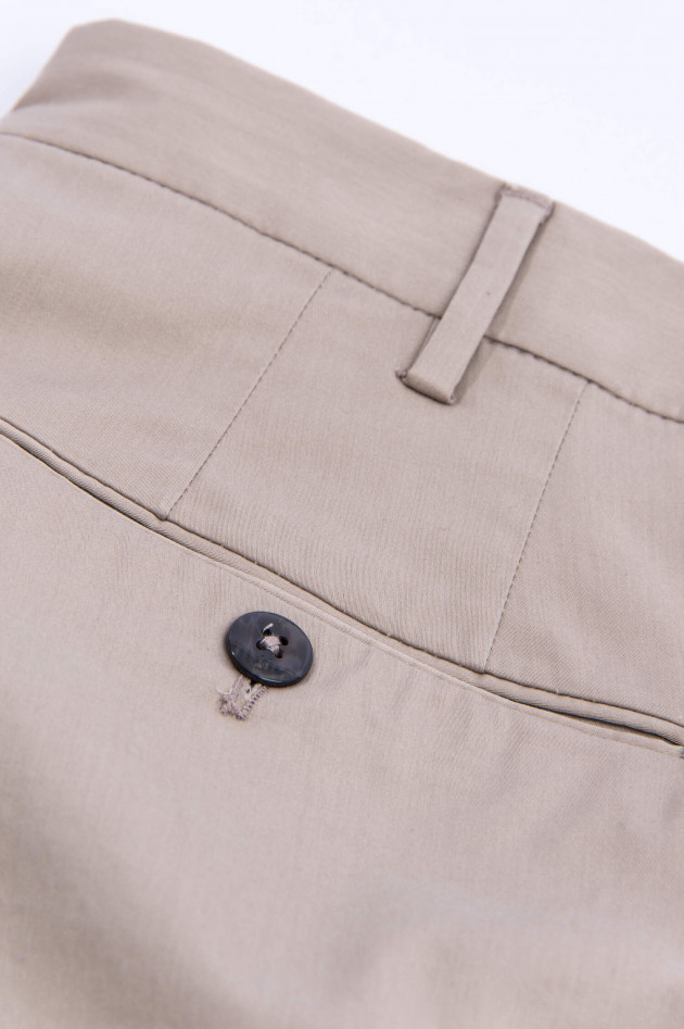 PT01+PT05 Chino mit Dekornaht in Taupe