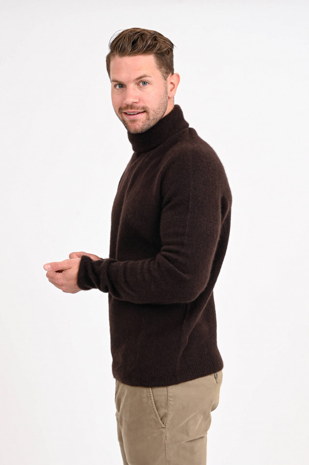 Roberto Collina Rollkragenpullover aus Cashmere in Dunkelbraun