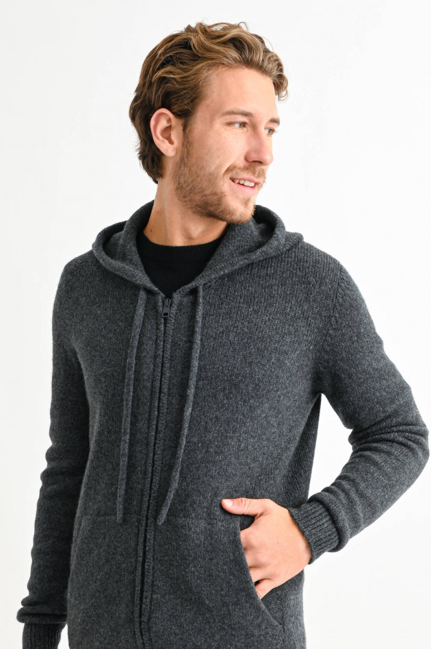 Roberto Collina Strickjacke aus Woll-Mix in Anthrazit