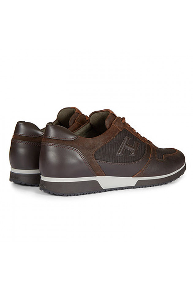 Hogan Sneakers in Braun