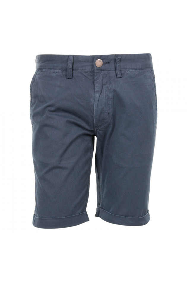 Sun68  Bermuda in Navy