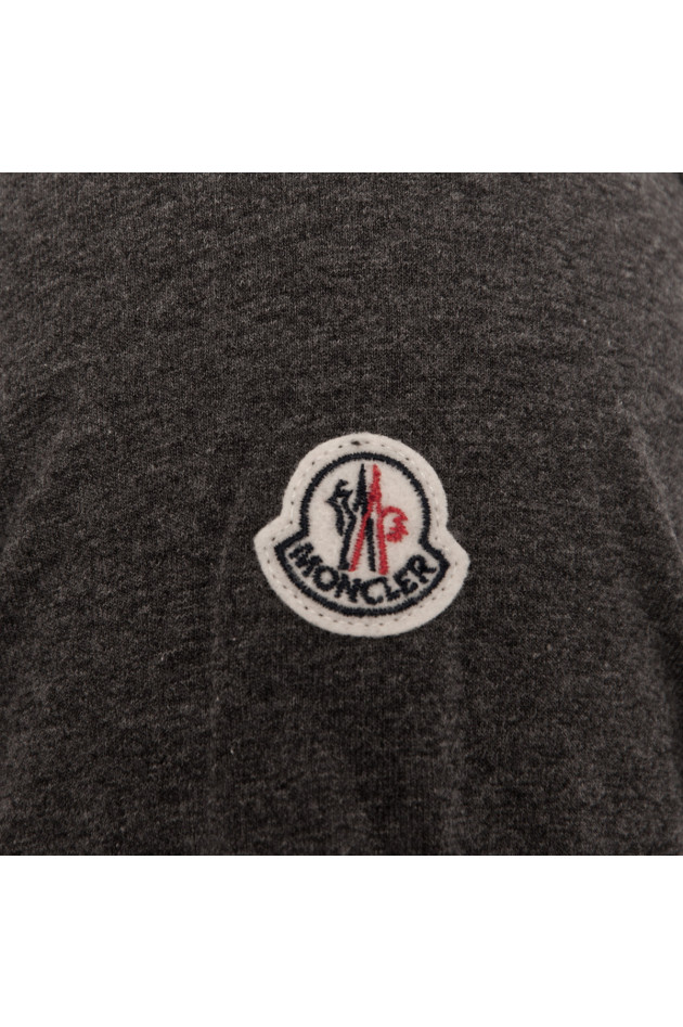 Moncler T-Shirt in Grau