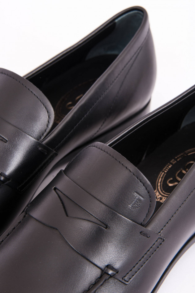 Tod's Loafers in Schwarz