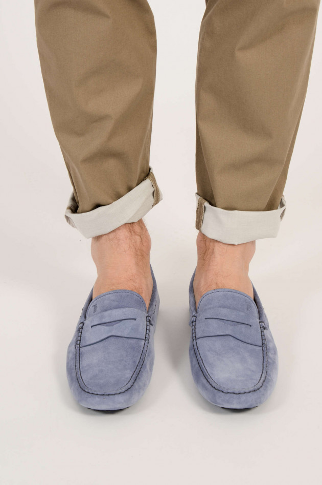 Tod's Mokassins aus Veloursleder in Hellblau