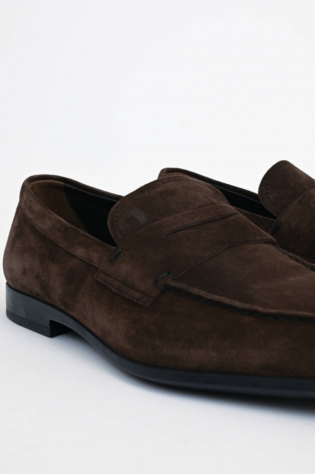 Tod's Loafer aus Veloursleder in Braun