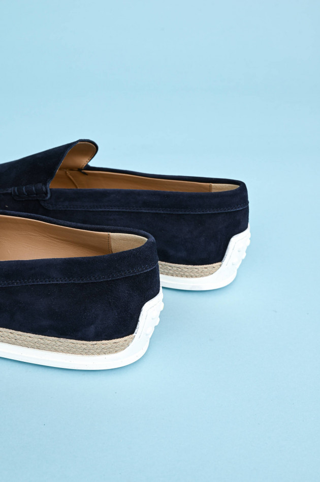 Tod's Loafer aus Veloursleder in Navy