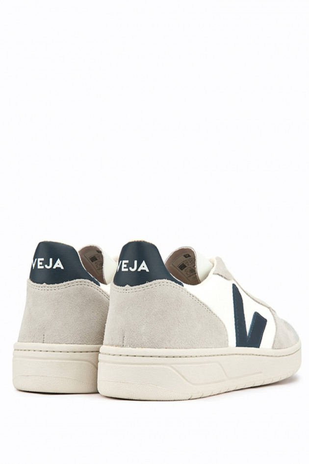 Veja Nachhaltiger Sneaker V-10 in Weiß/Beige/Navy