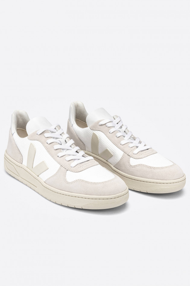 Veja Sneaker V10 in Beige/Weiß