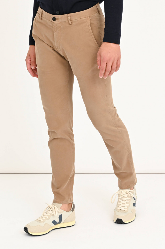 Windsor Hose mit Struktur in Camel