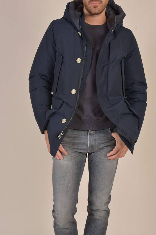 Woolrich Daunenparker in Navy