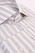 Gestreiftes Hemd in Beige/Weiß