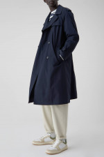 Trenchcoat in Navy