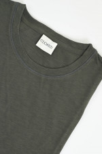 Basic Kurzarm-Shirt in Pepper Green