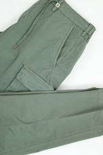 Baumwoll-Cargo in Olive