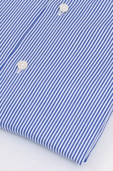 Hemd aus Baumwoll-Twill in Blau/Weiß gestreift