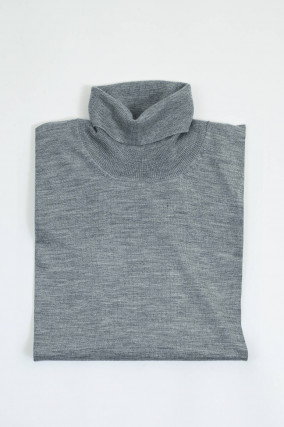 Rollkragenpullover aus Cashmere-Seide-Mix in Grau