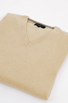 V-Neck Strickpullover aus Woll-Mix in Cashew