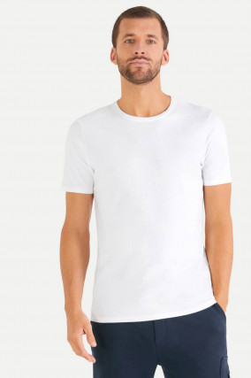 Basic T-Shirt in Weiß