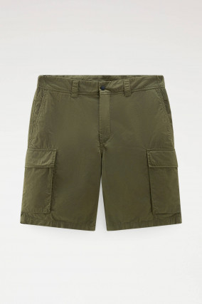 Cargo-Shorts aus Baumwolle in Oliv