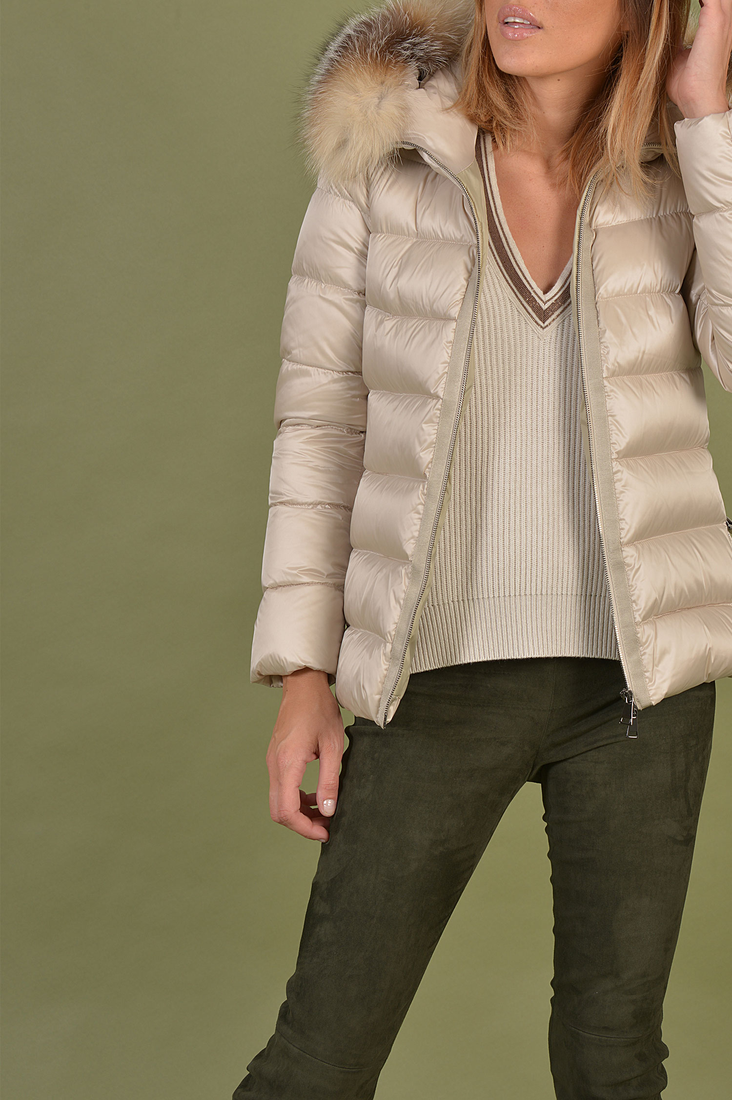 Moncler jacke beige hotsell