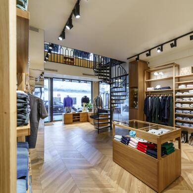 Modehaus Grüner: Store in Velden - Herren - Geschäftslokal (Bild 3 von 9)